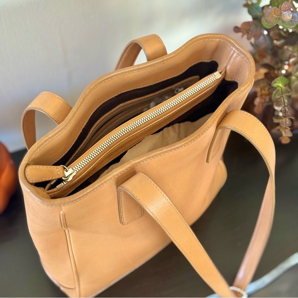 Vintage Coach Hamptons Lunch Tote - Picture 10 of 12
